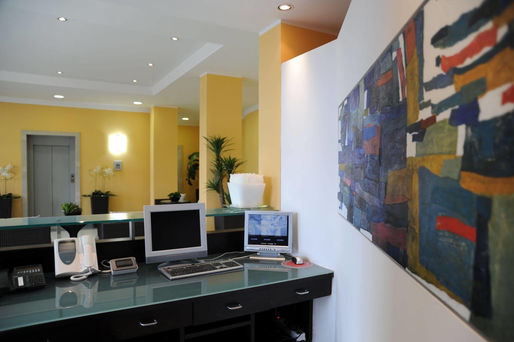 Hotel Bulla Regia ฟอนตาเน บีอานเก ภายนอก รูปภาพ
