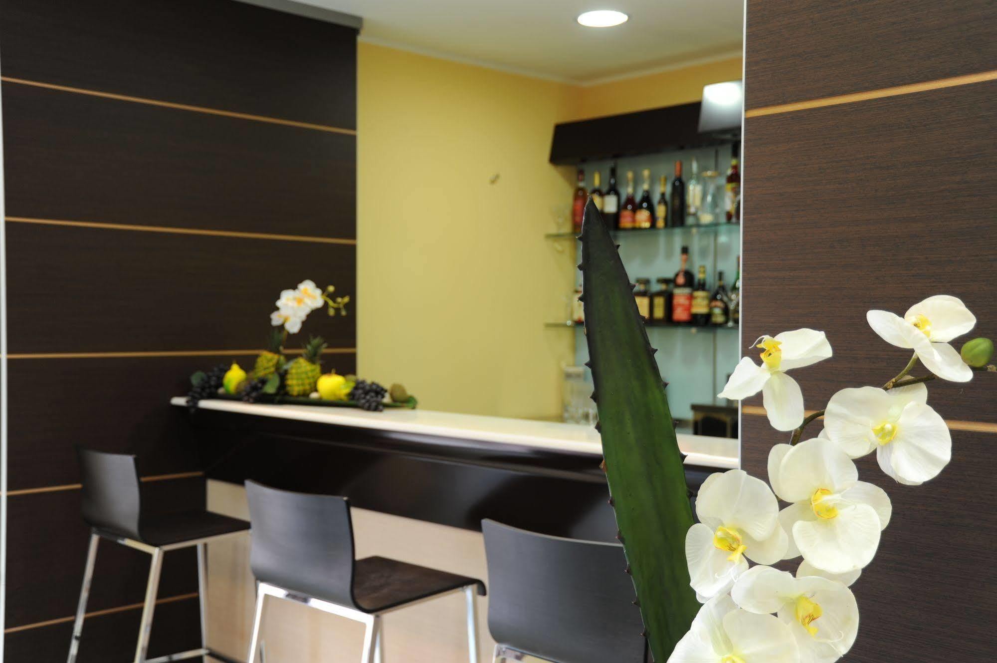 Hotel Bulla Regia ฟอนตาเน บีอานเก ภายนอก รูปภาพ