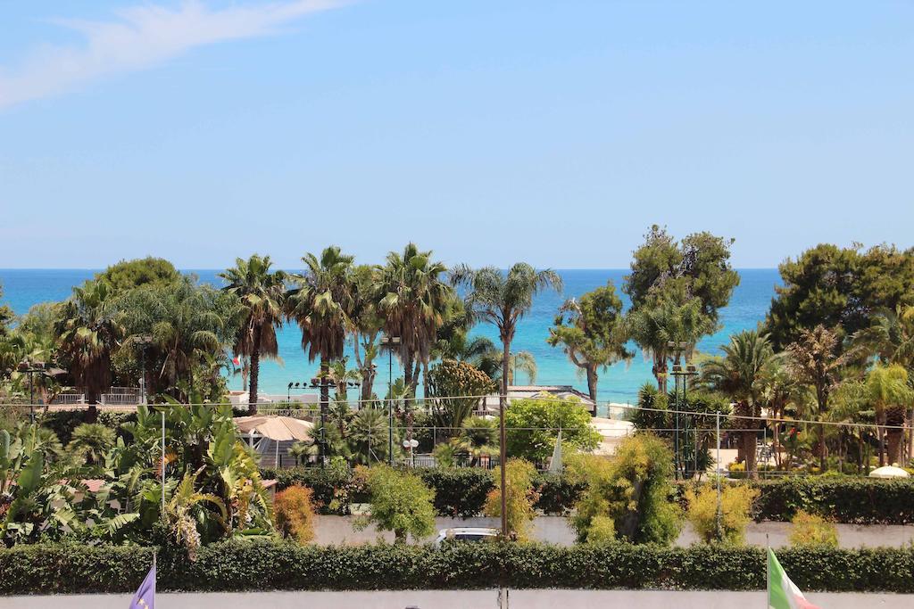 Hotel Bulla Regia ฟอนตาเน บีอานเก ภายนอก รูปภาพ